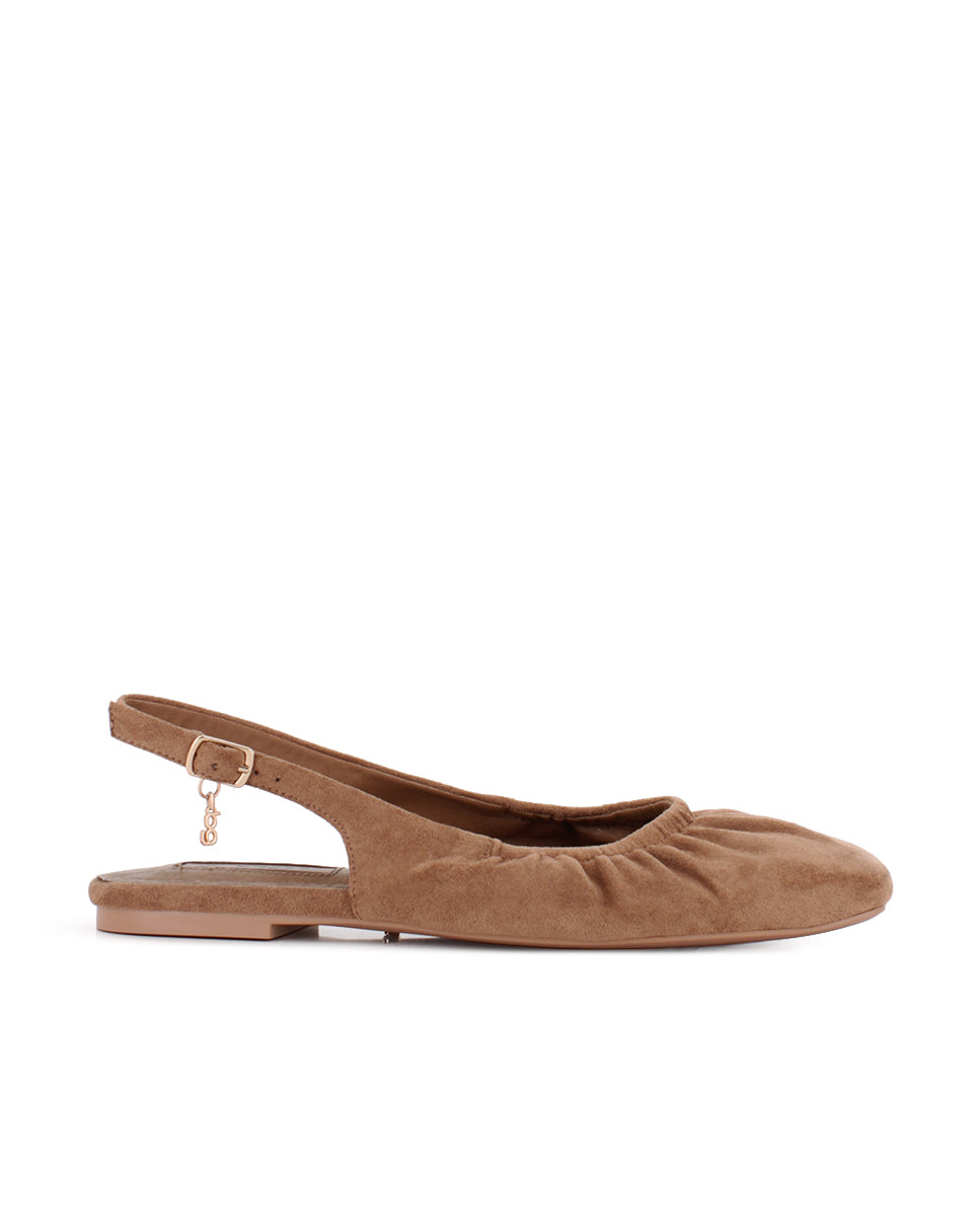 Bailarina Blogger Elva Camel Mujer